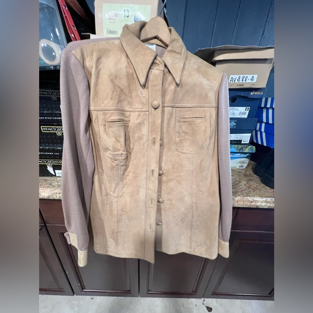 Men’s suede shirt